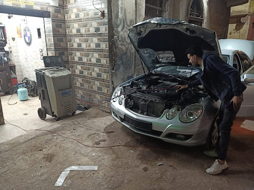 جون و باسم كهربائي سيارات