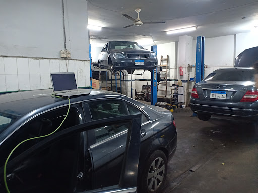 Engineer: Amr Zaghloul Mercedes benz automobile service center