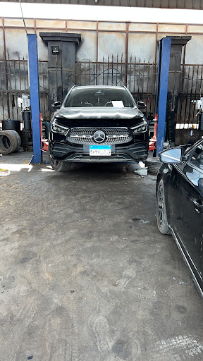 60 Auto service center
